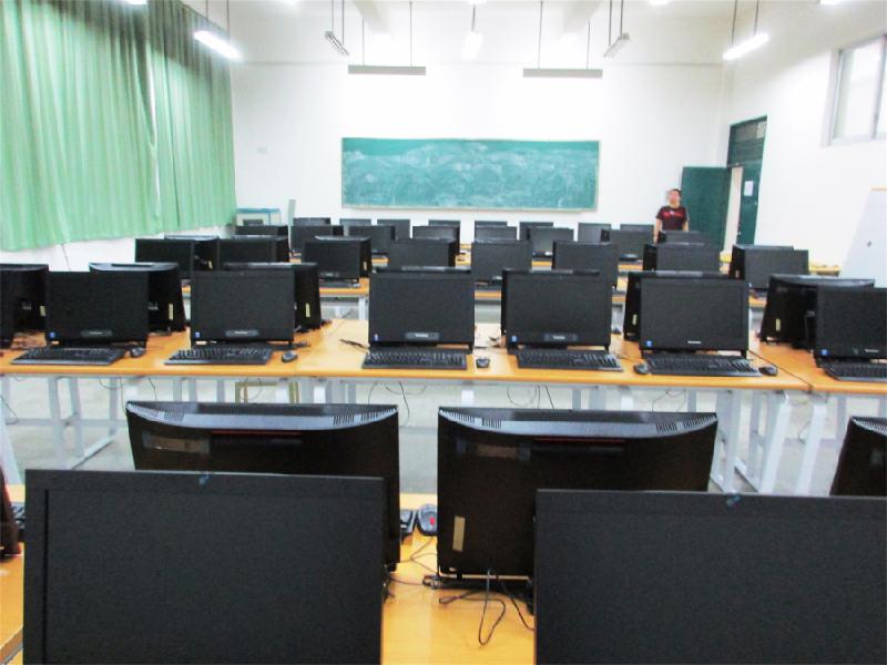 學校監控係統