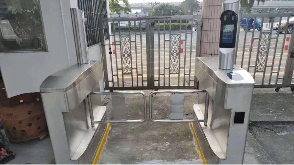 人臉識別門禁係統
