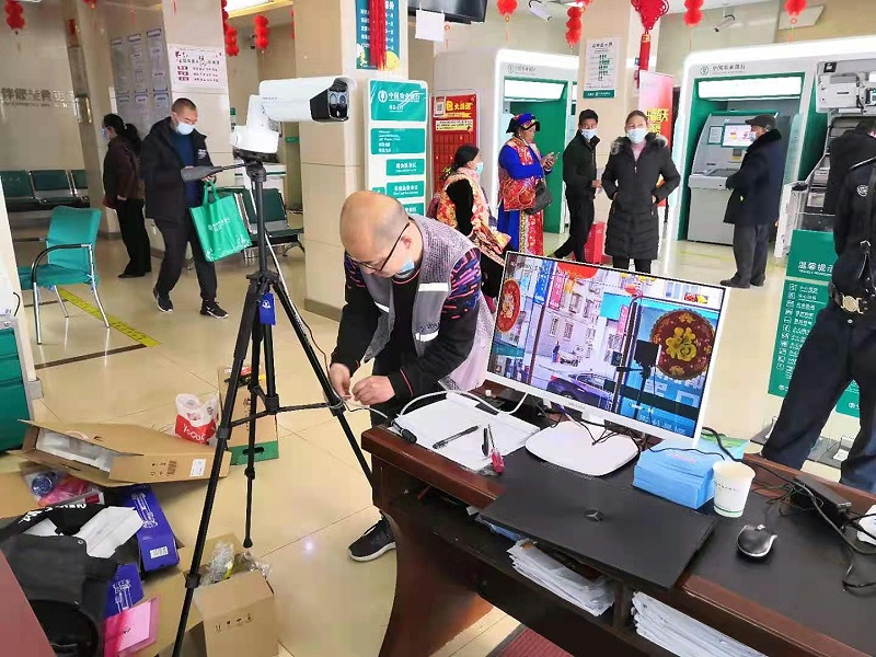 農(nong) 業(ye) 銀行測溫攝像頭安裝